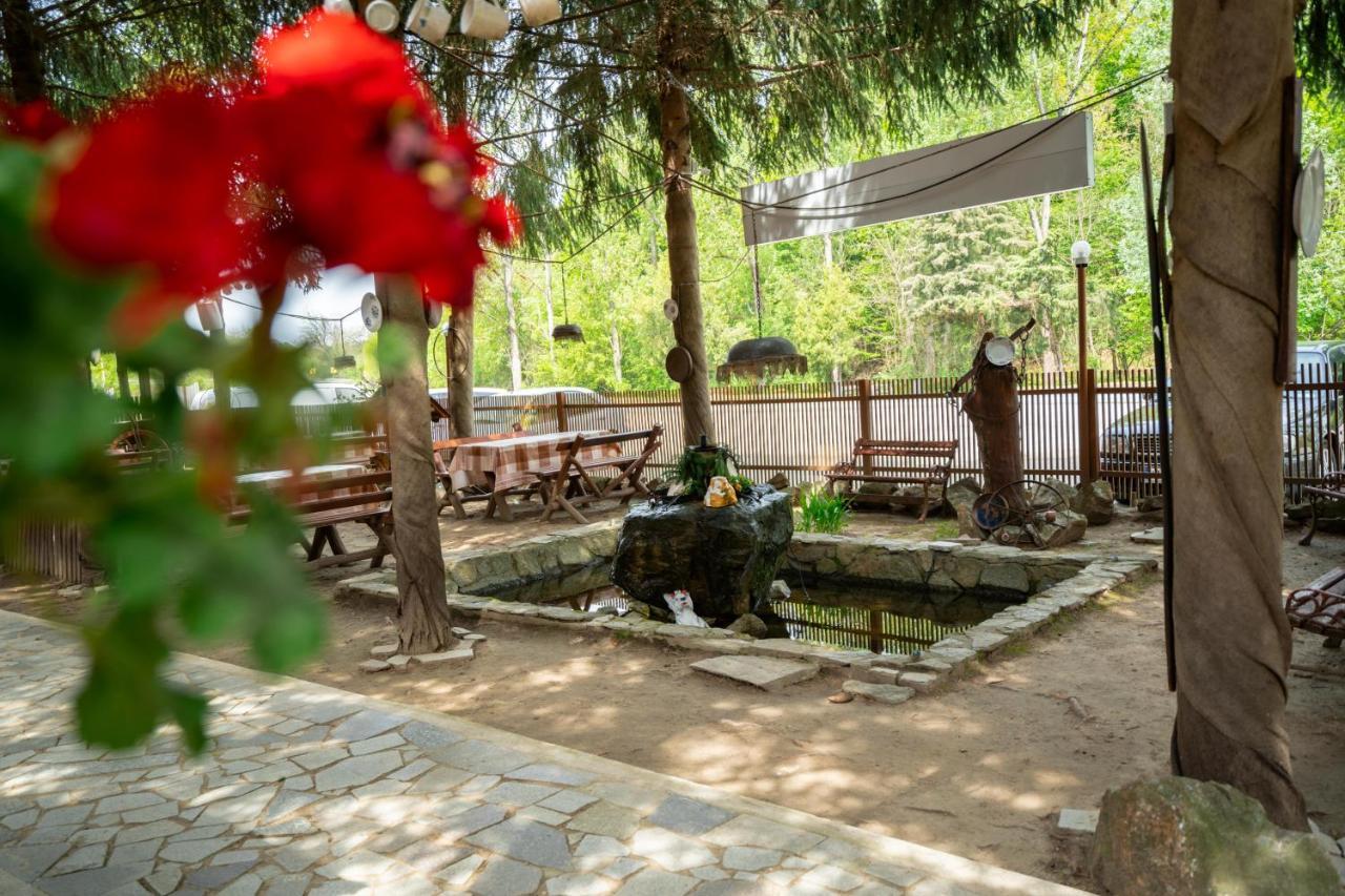 فندق Brebuفي  La Padure المظهر الخارجي الصورة